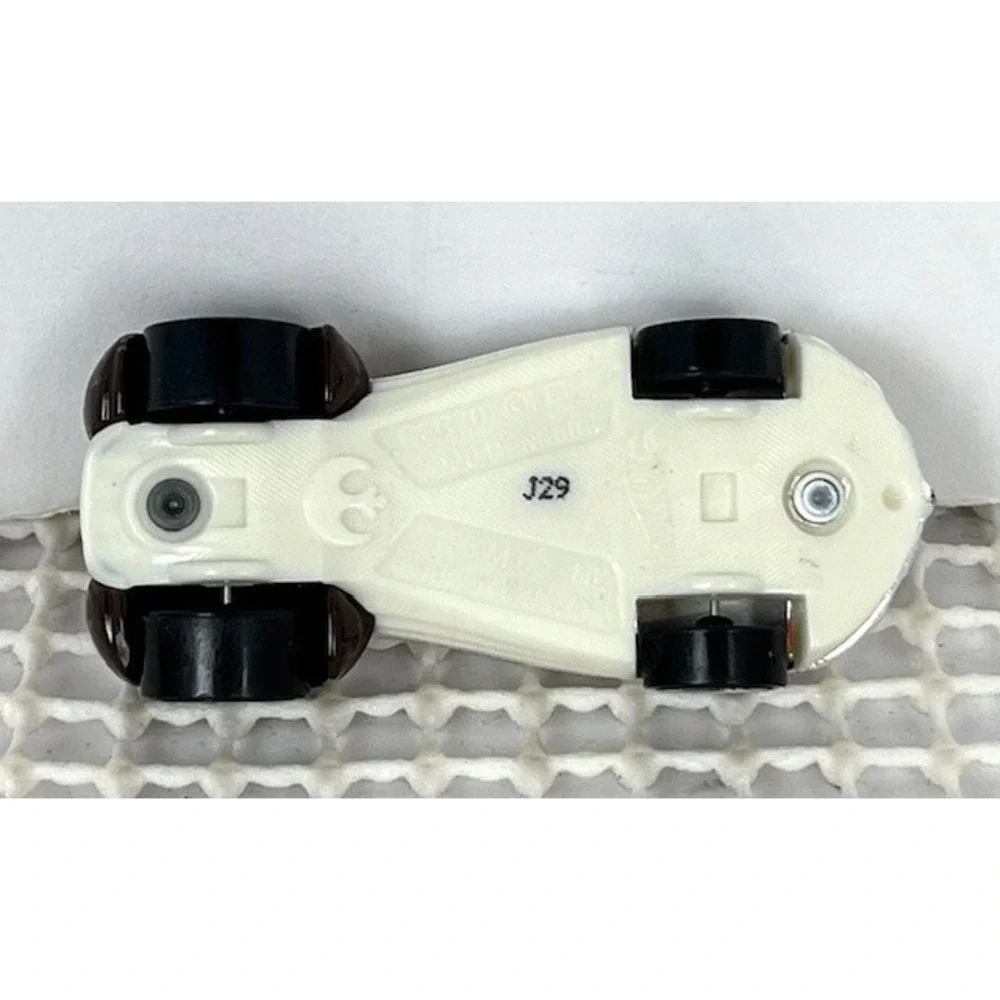 2015 Hot‎ Wheels Star Wars Princess Leia Rogue One Character Car Brown & White